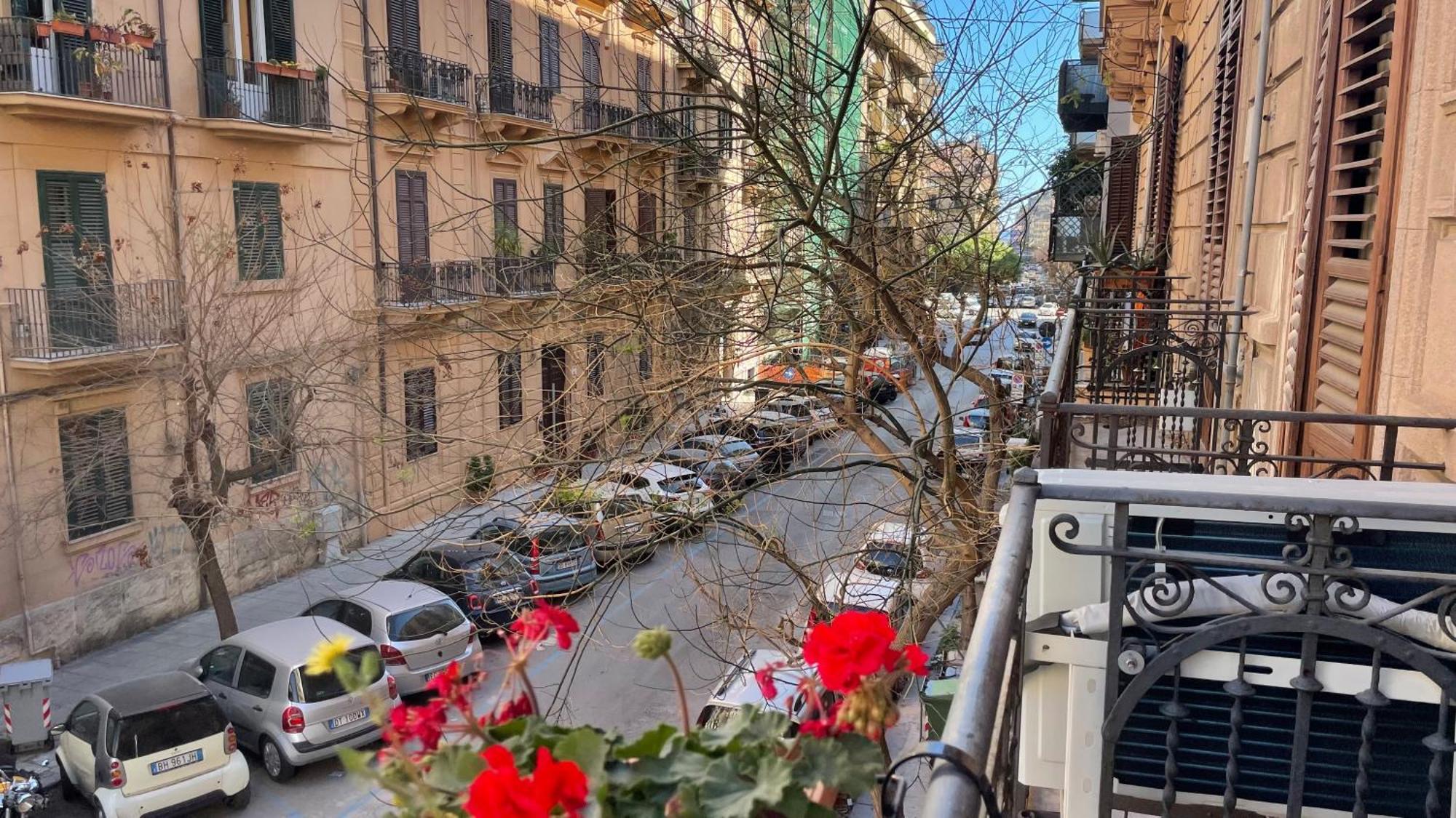 Bb Essenze Acomodação com café da manhã Palermo Exterior foto